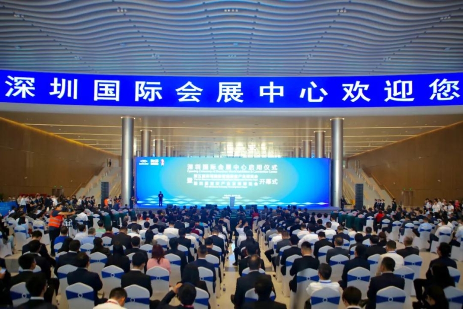 匠心浇筑 万搏登陆_万搏(中国)参建的深圳国际会展中心正式使用并迎来首展 