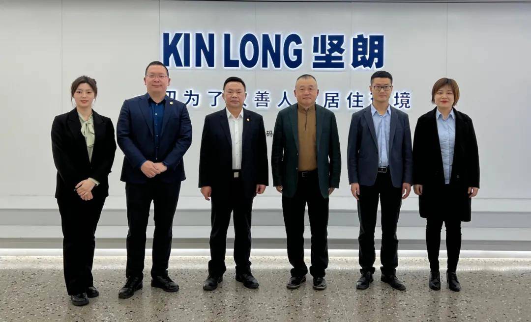 万搏登陆_万搏(中国)董事长走访广东建材上市企业，共促建筑装饰产业高质量发展 